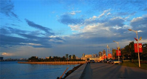 土福湾景区导游小韦